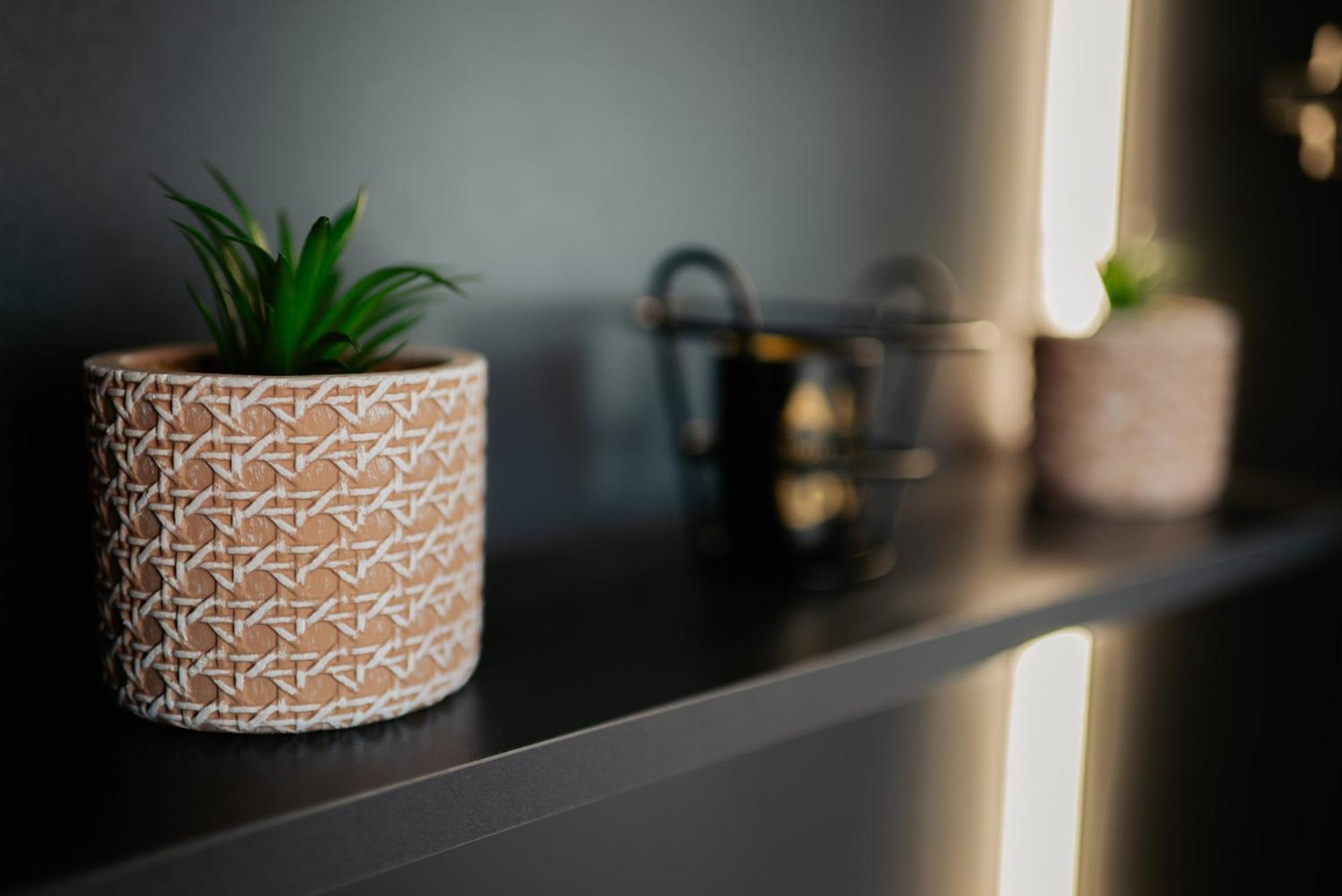 Froa Luxury Apartment Debar Exteriér fotografie